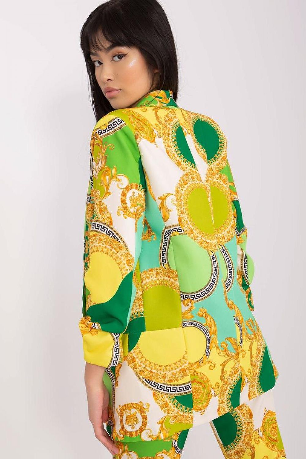 Яке model 196155 Italy Moda 