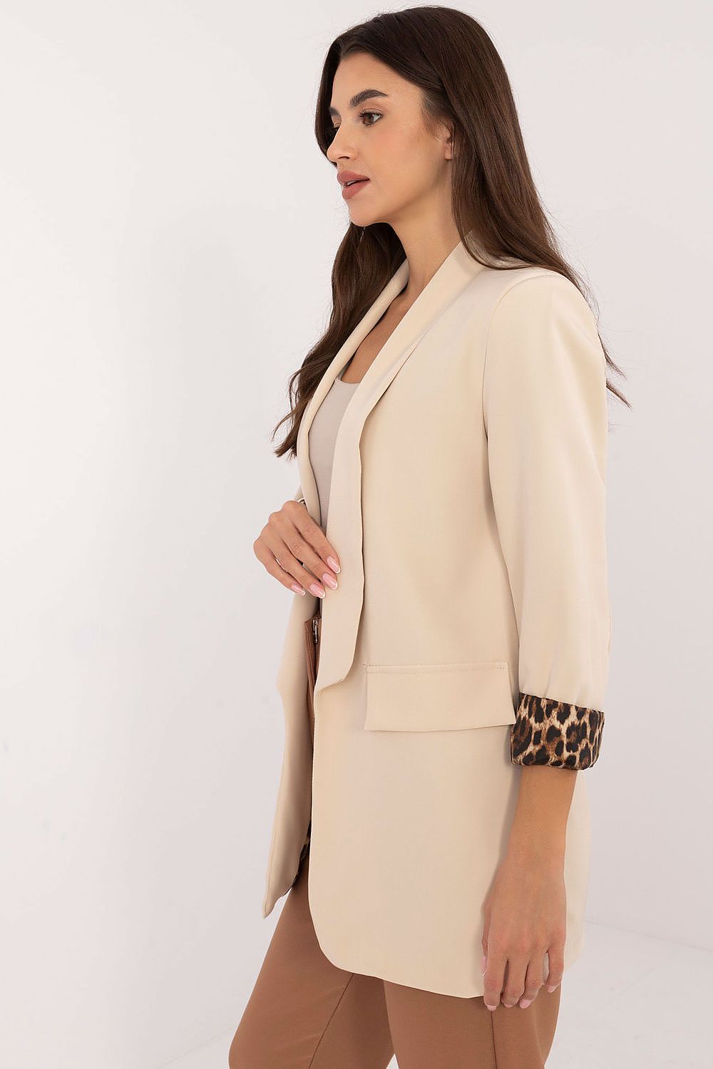  Яке model 200986 Italy Moda 