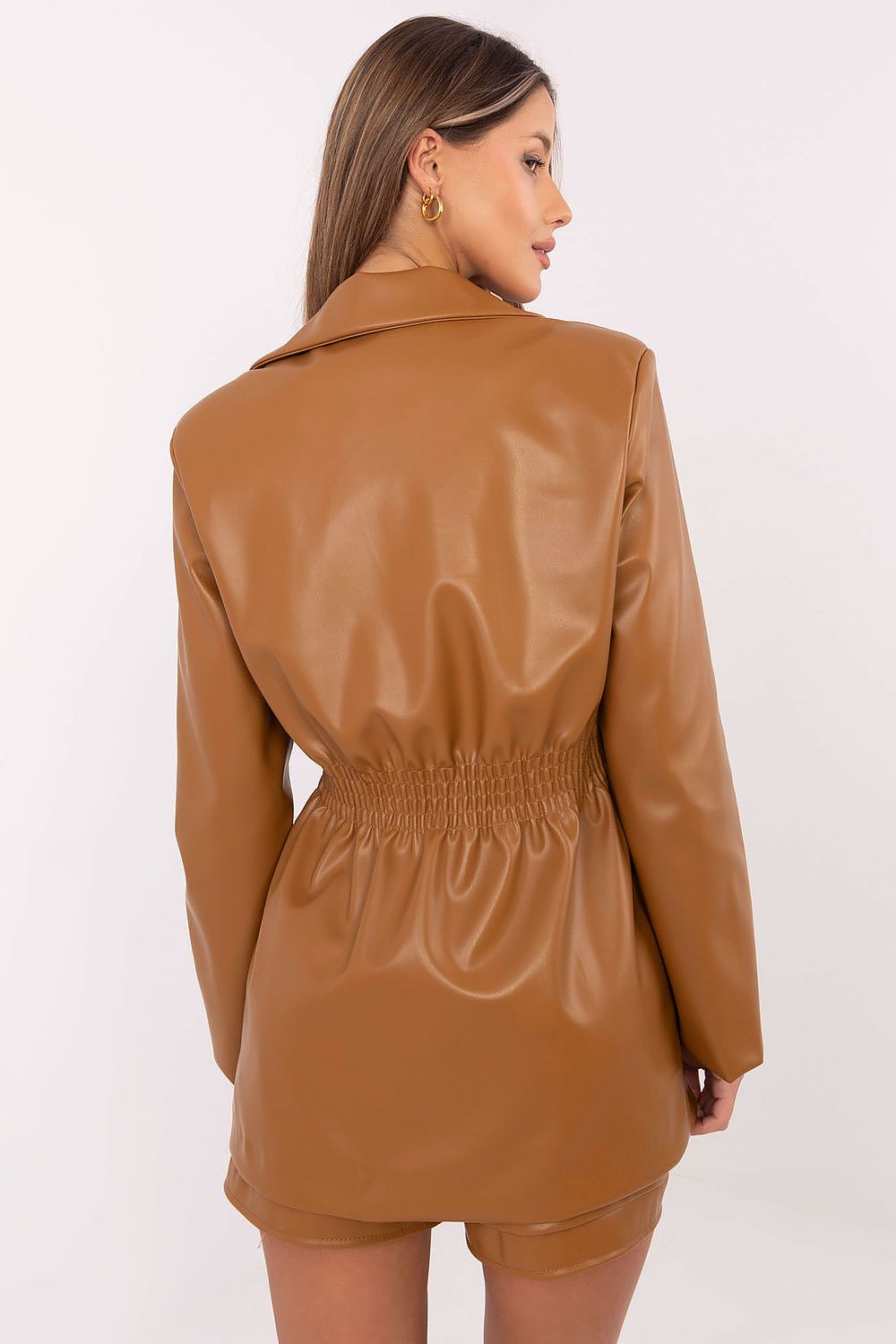  Яке model 203938 Italy Moda 