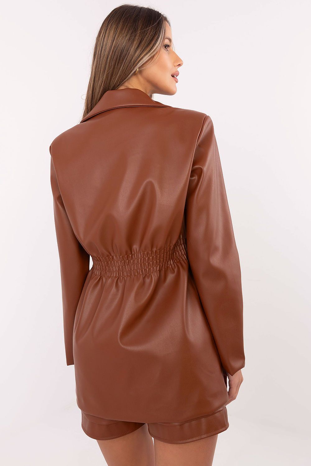  Яке model 203957 Italy Moda 