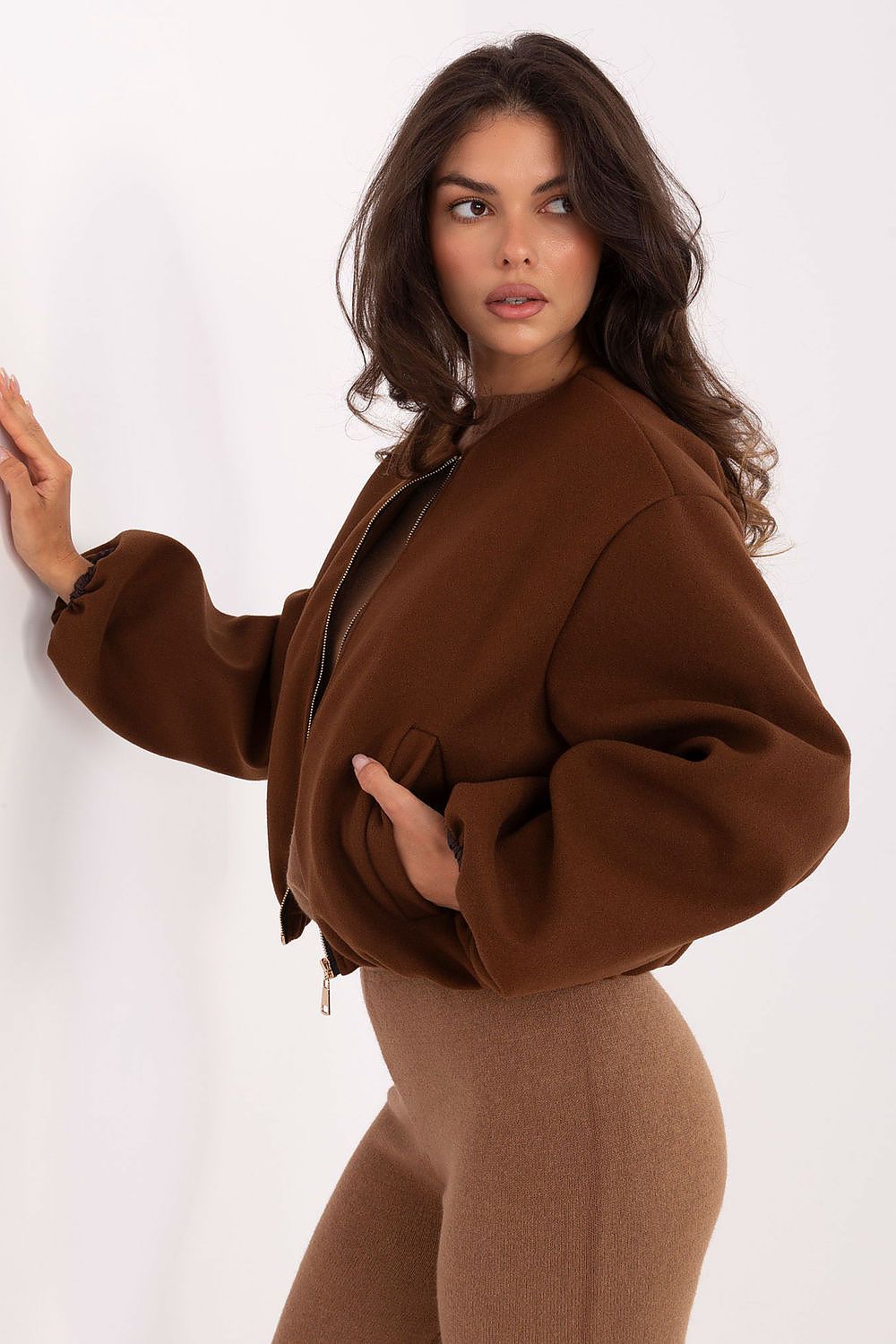  Яке model 216701 Rue Paris 