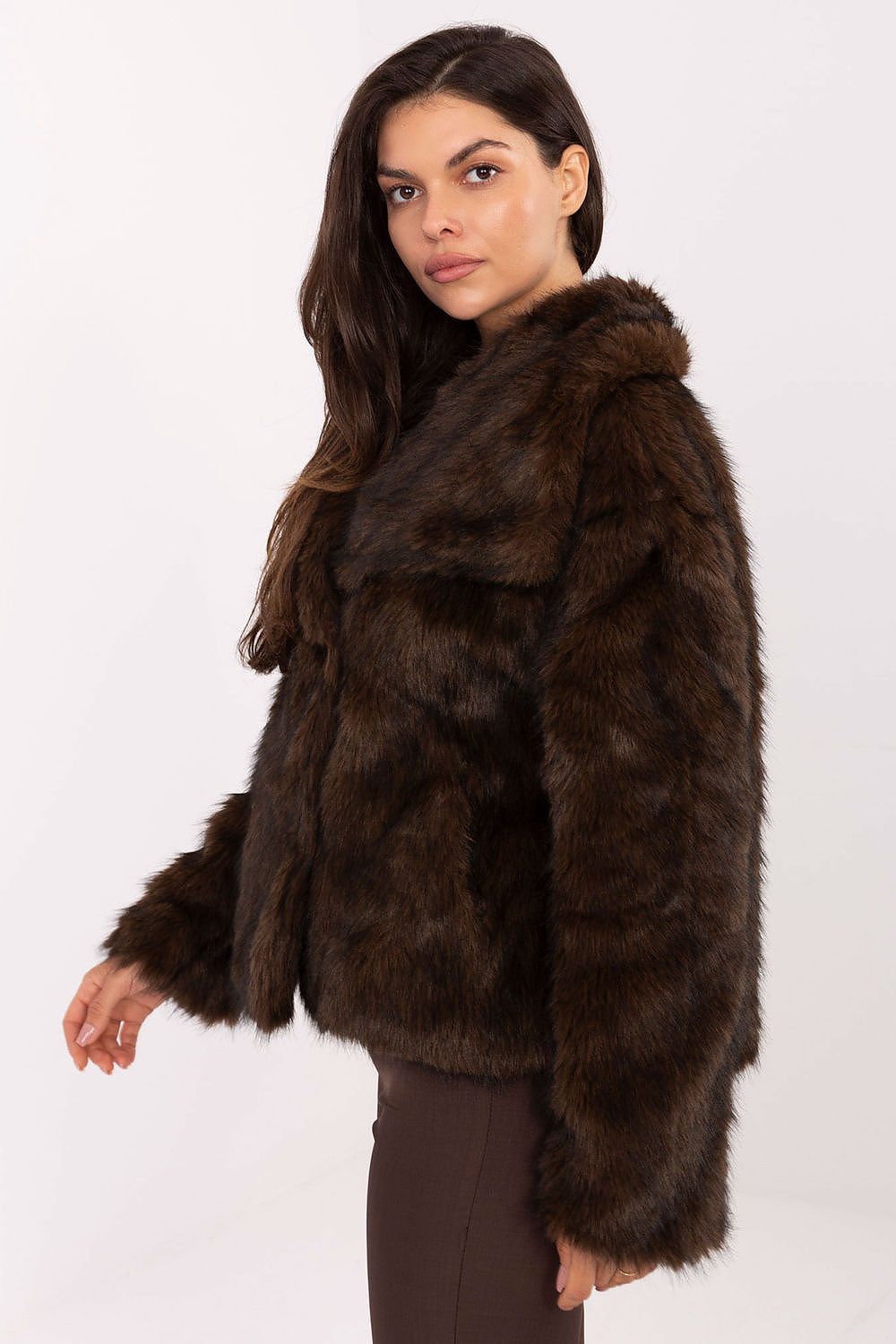  Яке model 217989 Rue Paris 