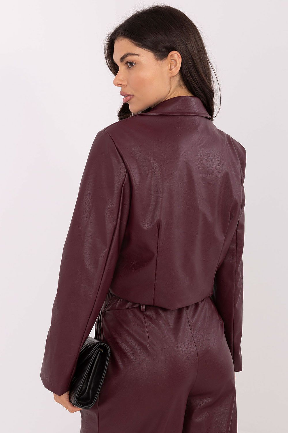  Яке model 221084 Italy Moda 