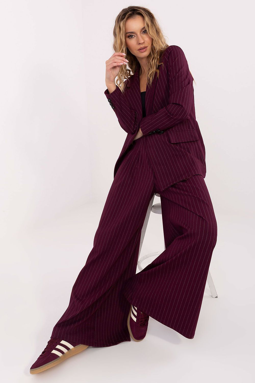  Яке model 221435 Rue Paris 