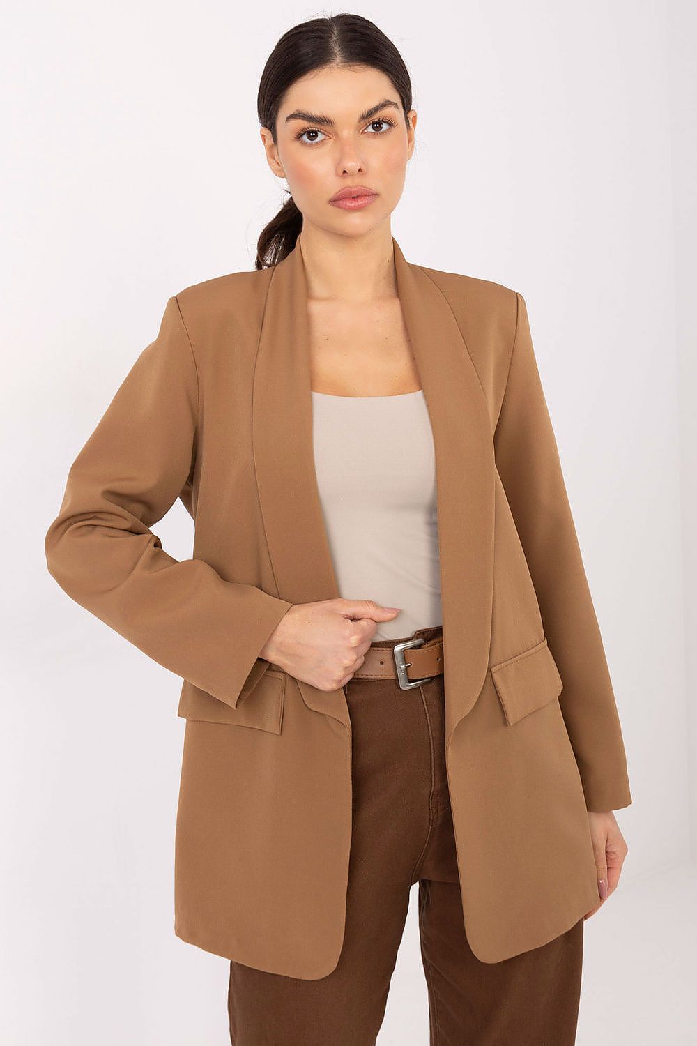  Яке model 221975 Italy Moda 