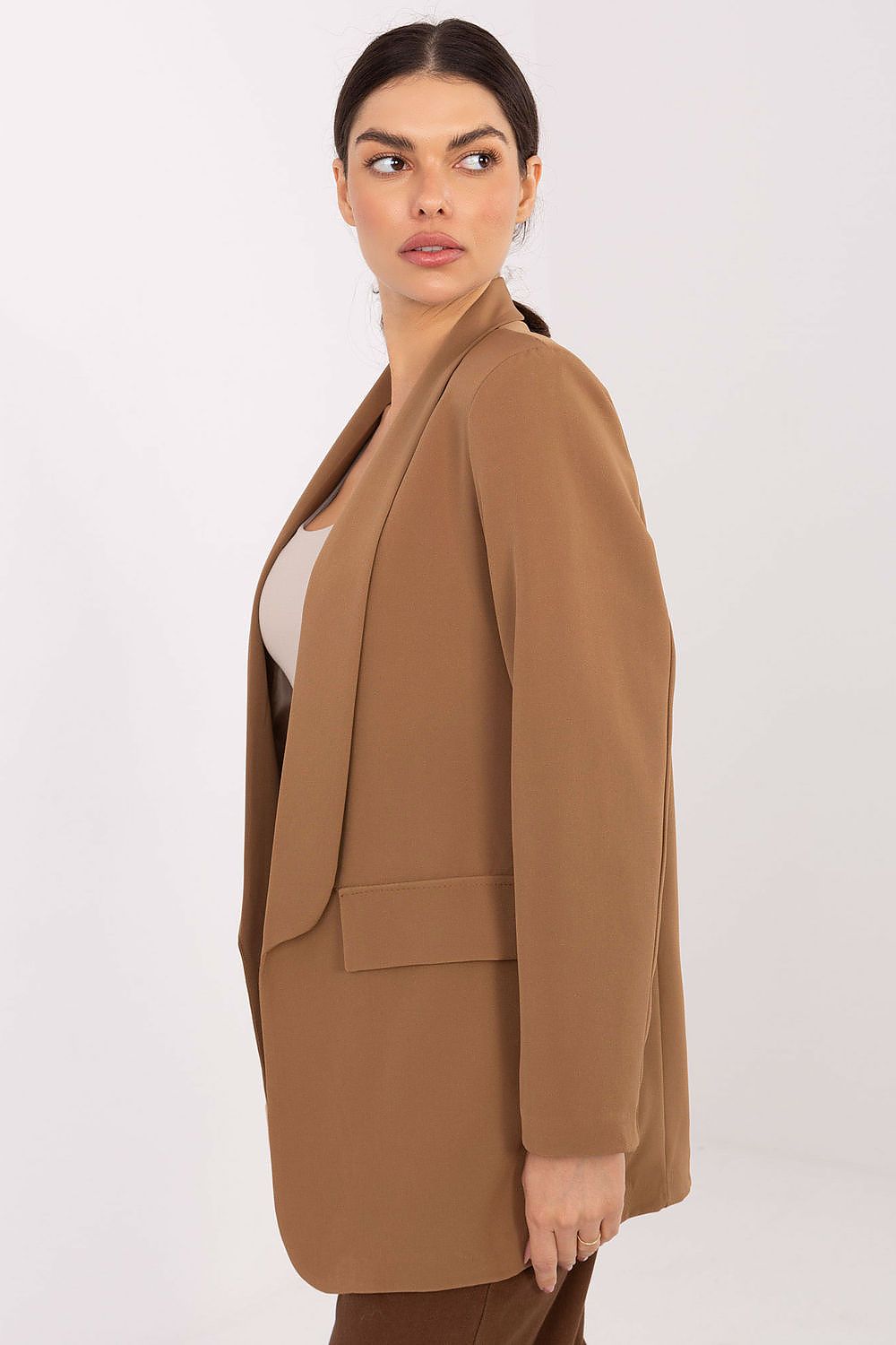  Яке model 221975 Italy Moda 