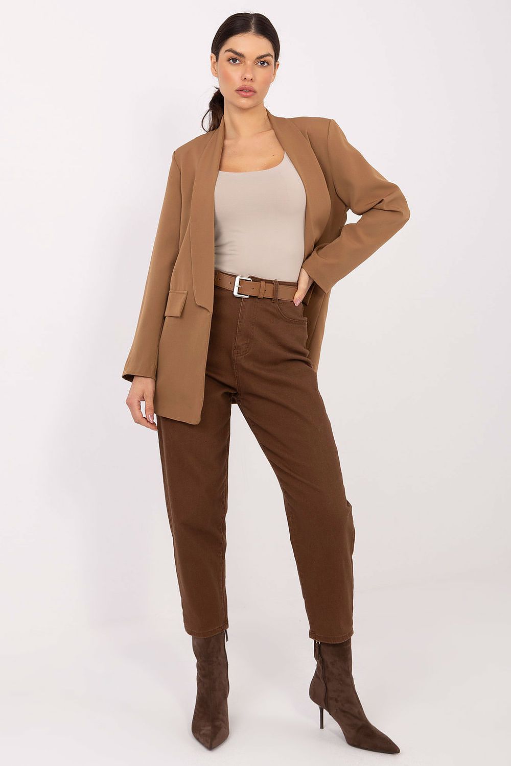  Яке model 221975 Italy Moda 