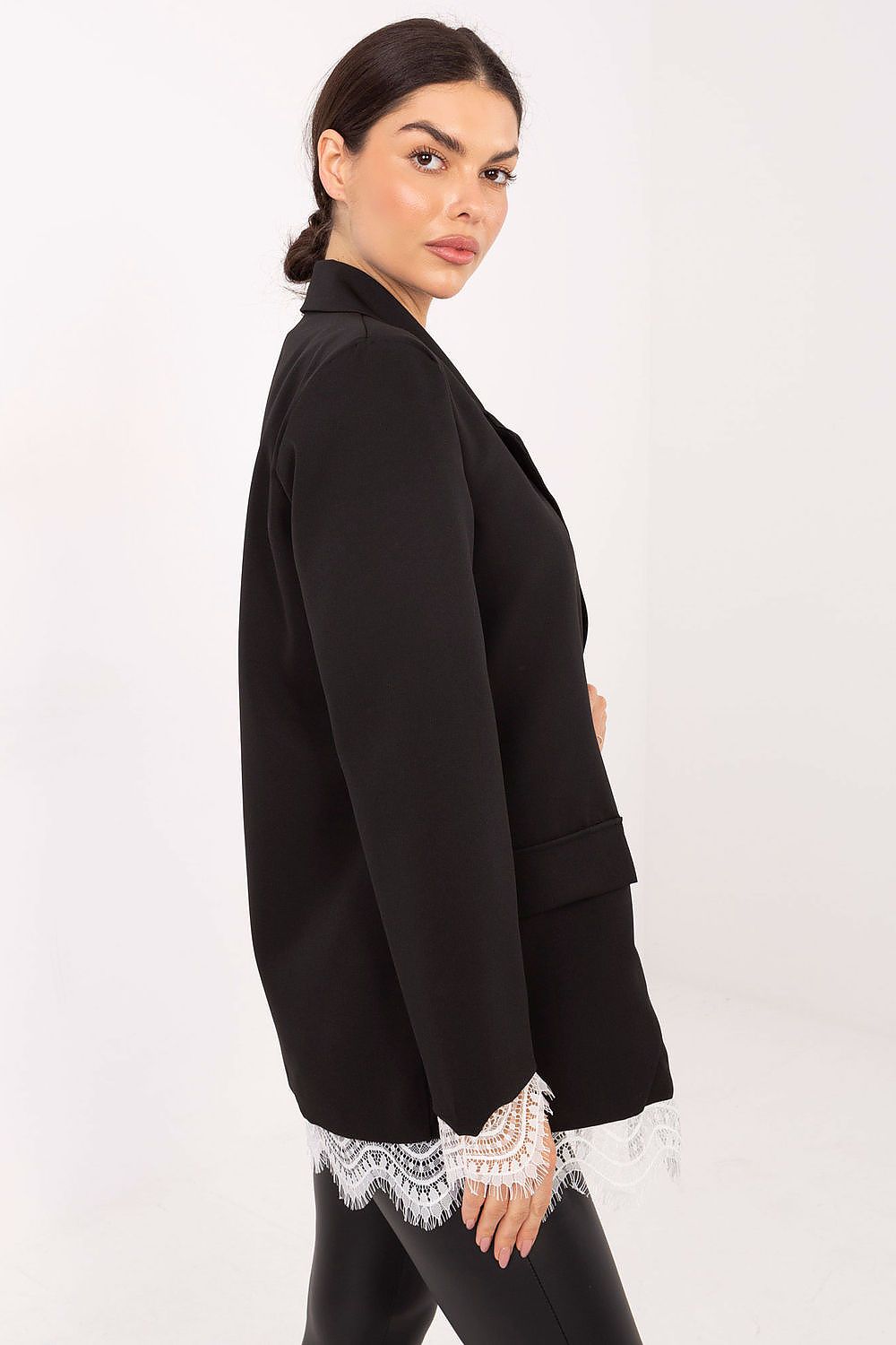  Яке model 222185 Italy Moda 
