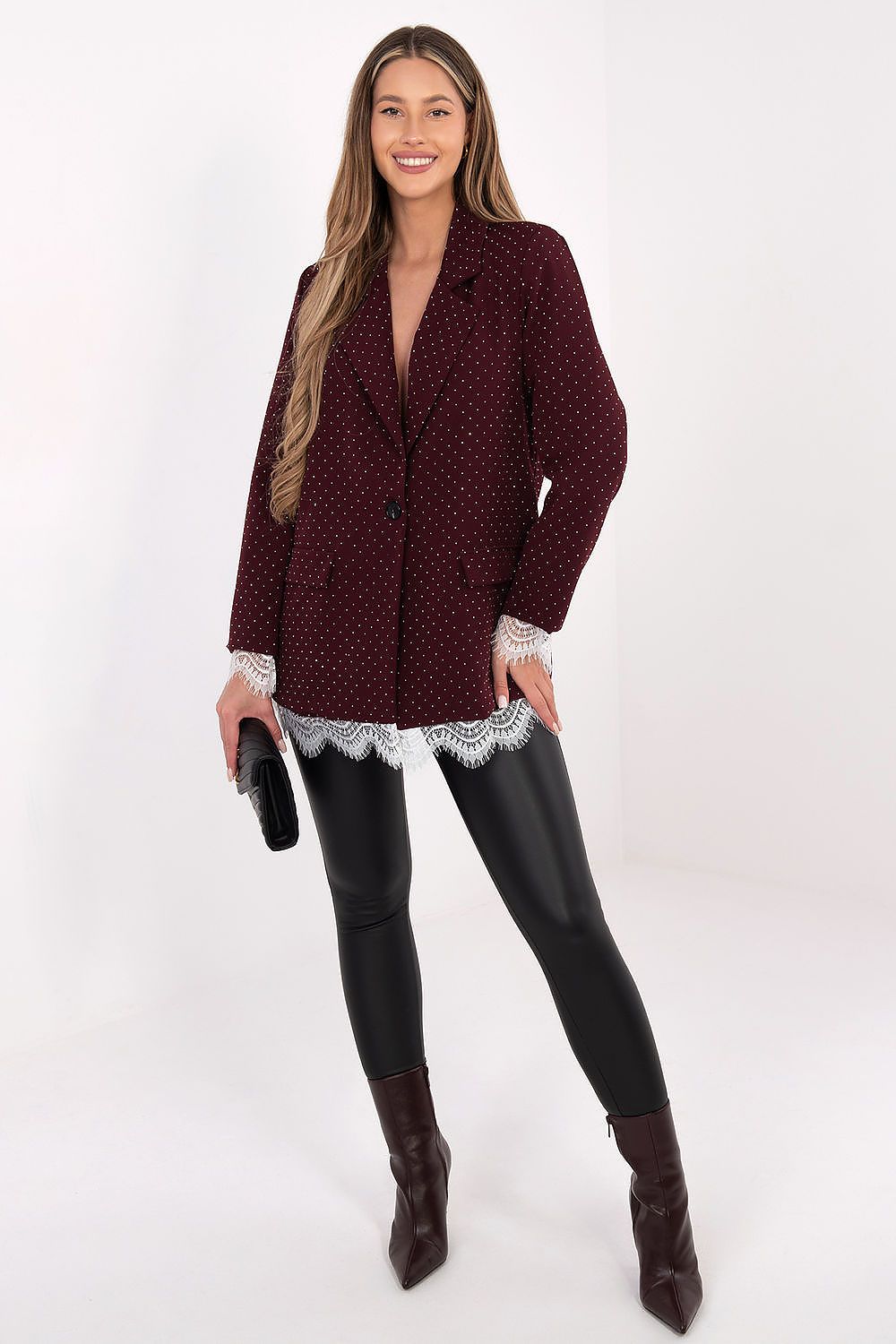  Яке model 222587 Italy Moda 