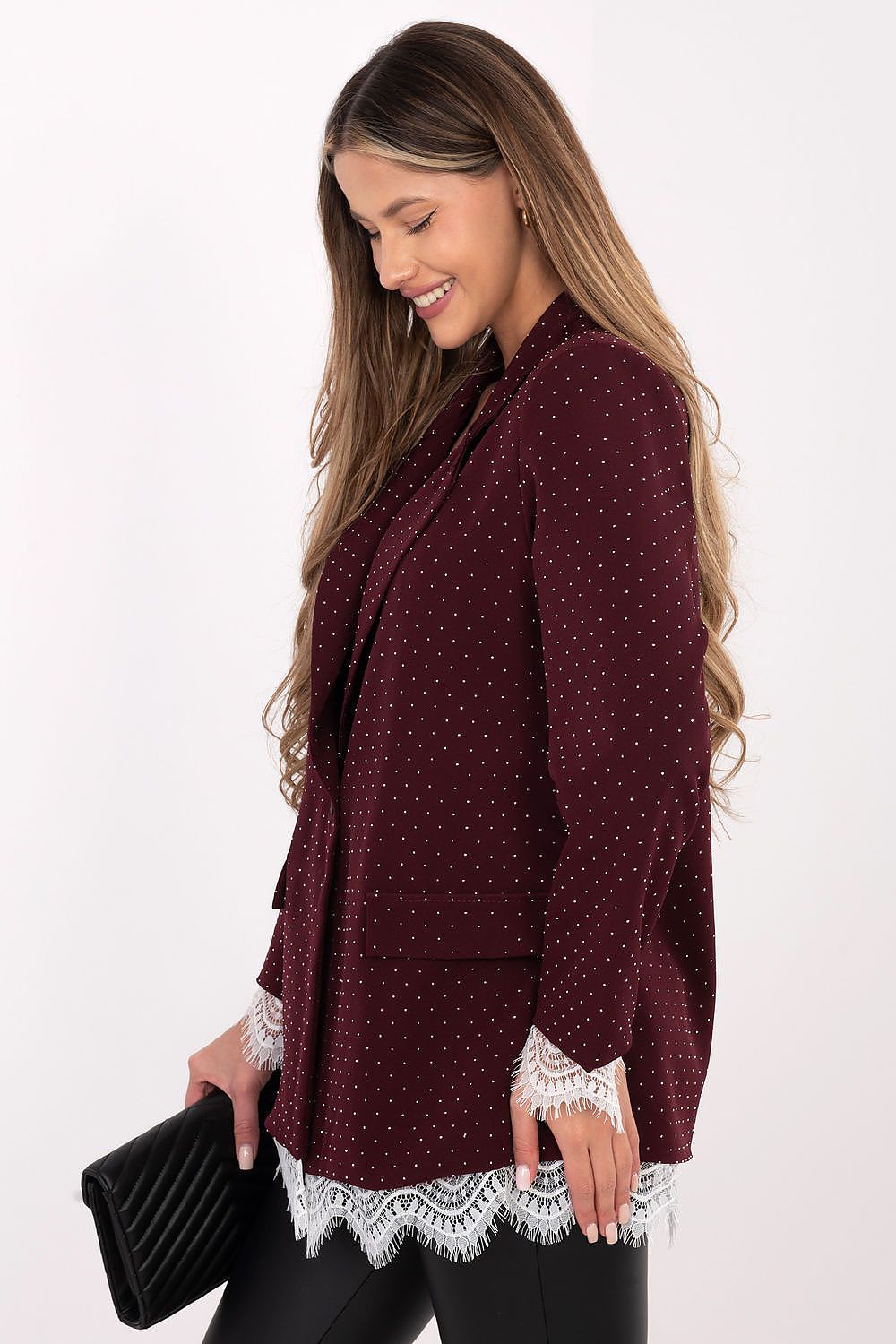  Яке model 222587 Italy Moda 