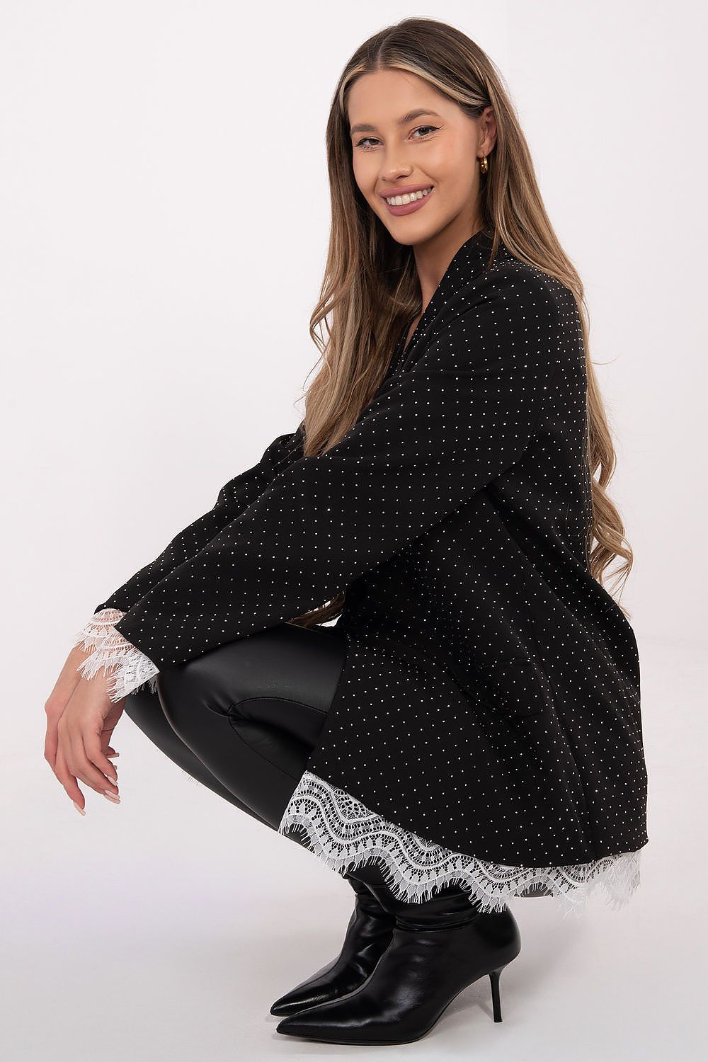  Яке model 222588 Italy Moda 