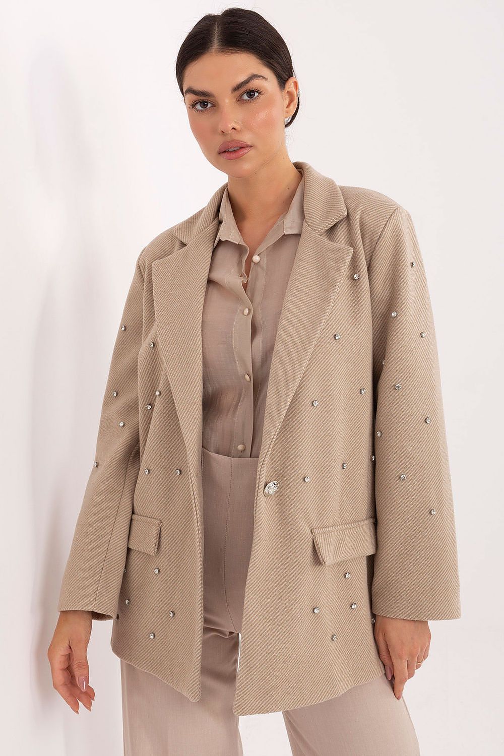  Яке model 222790 Italy Moda 