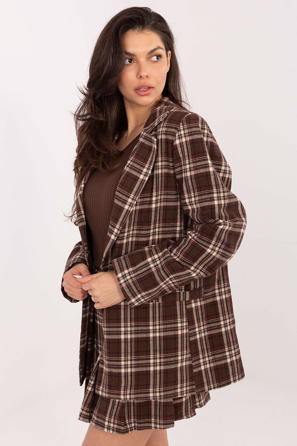  Яке model 223173 Italy Moda 