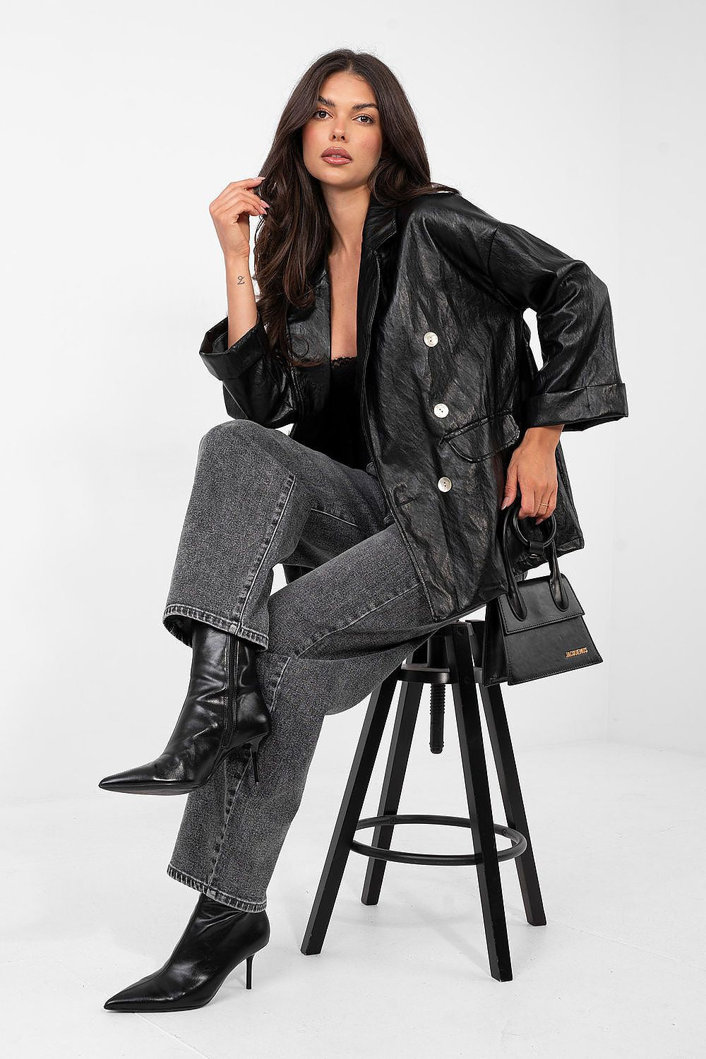 Яке model 223661 Rue Paris 