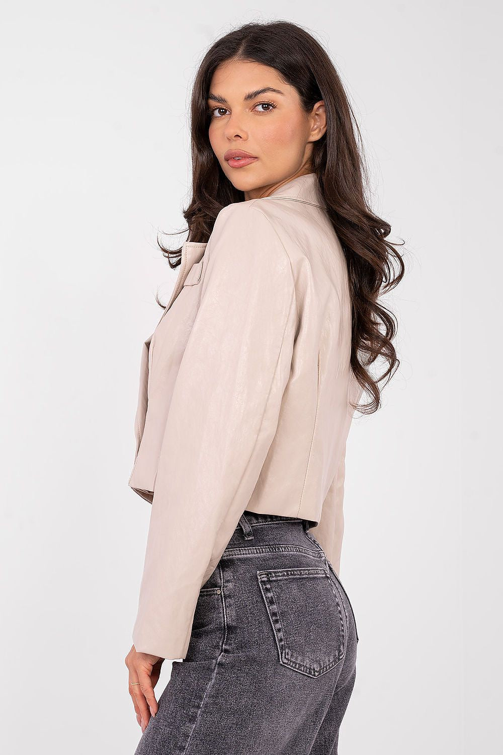  Яке model 223831 Rue Paris 