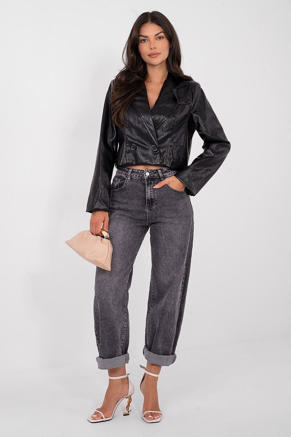  Яке model 223832 Rue Paris 