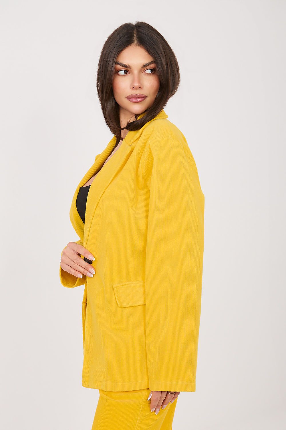  Яке model 225092 Rue Paris 