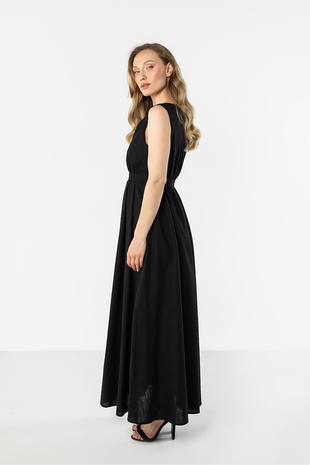  Дневна рокля model 225304 awama 