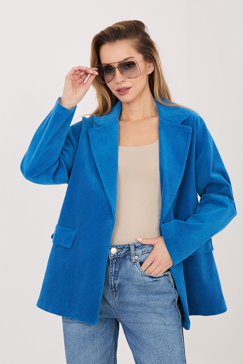  Яке model 225537 Rue Paris 