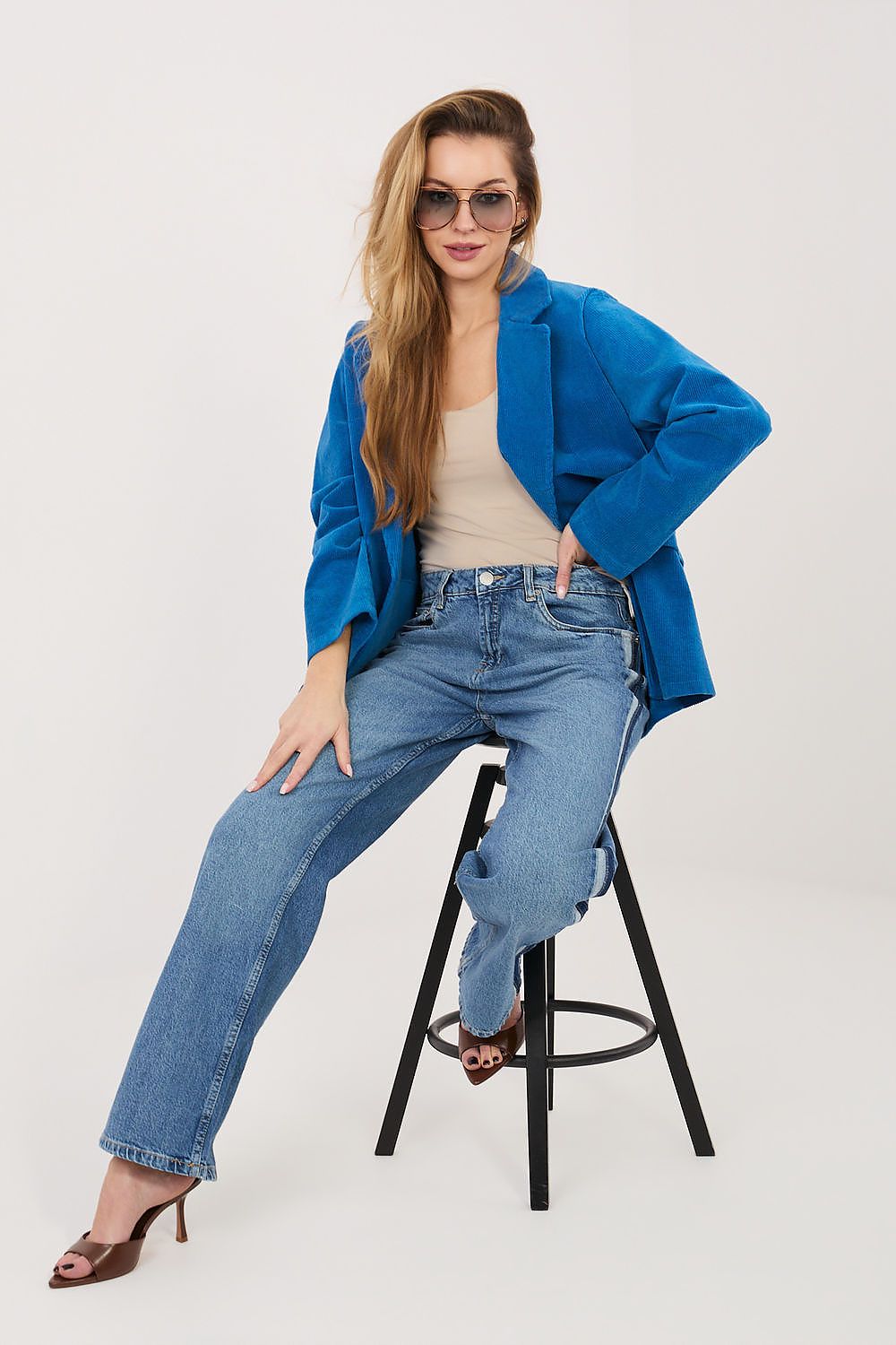  Яке model 225537 Rue Paris 