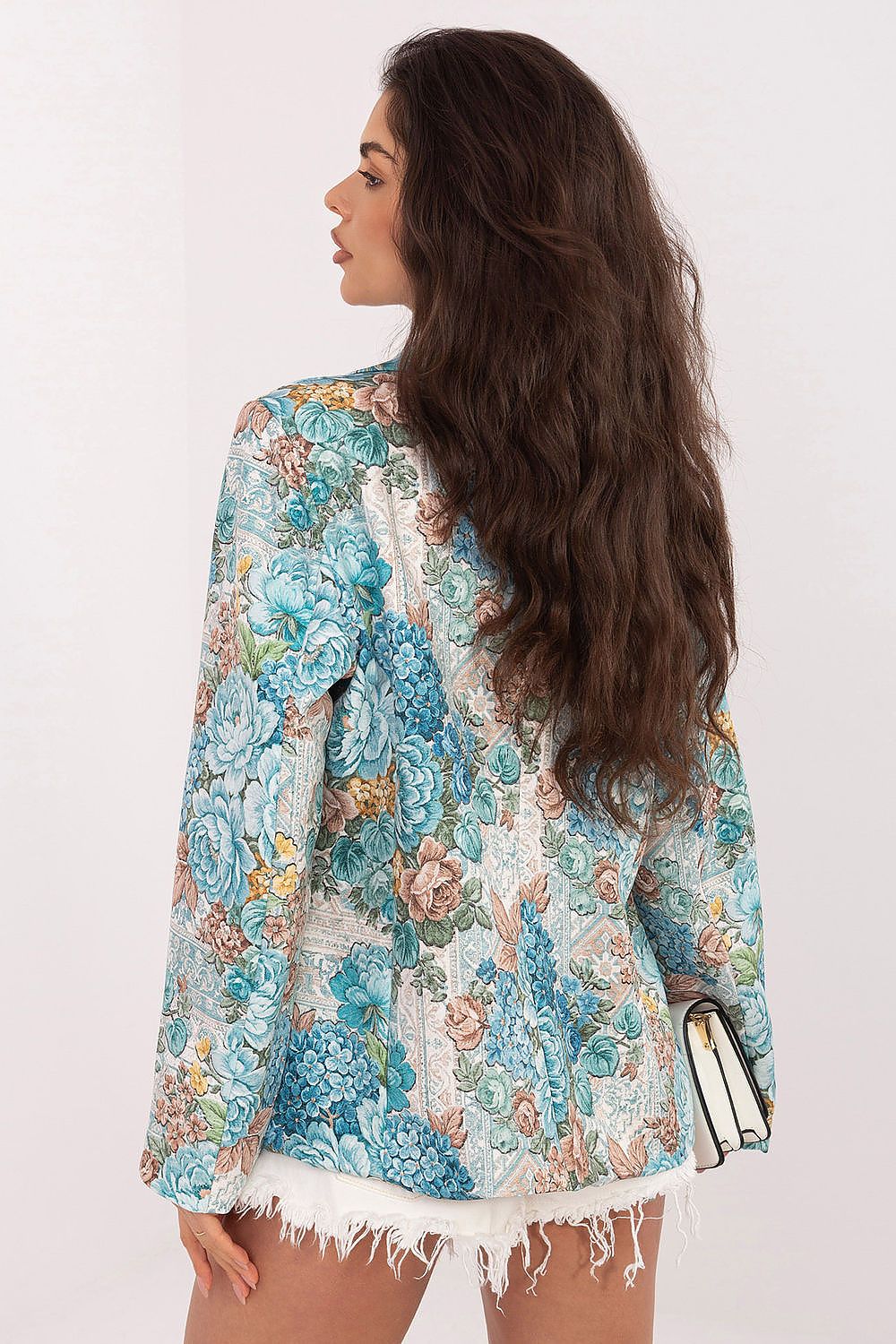  Яке model 226000 Italy Moda 