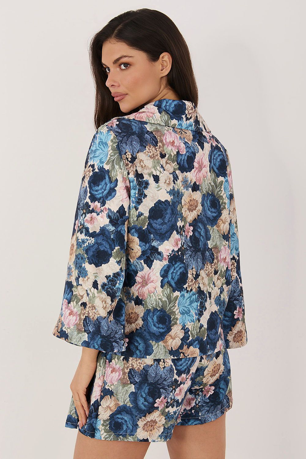  Яке model 226218 Italy Moda 