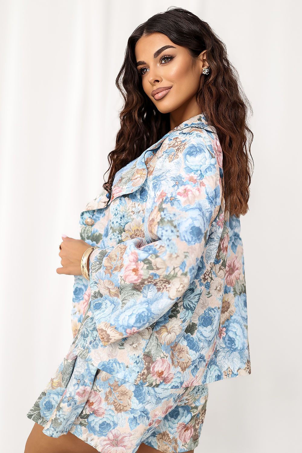  Яке model 226466 Italy Moda 