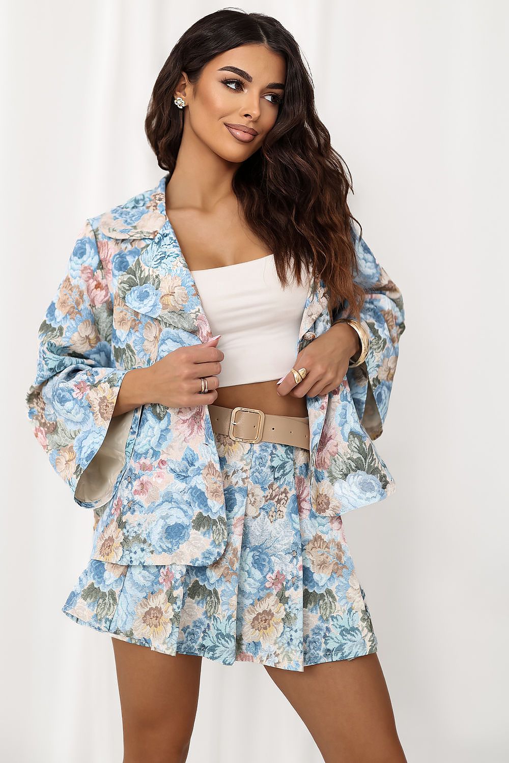  Яке model 226466 Italy Moda 