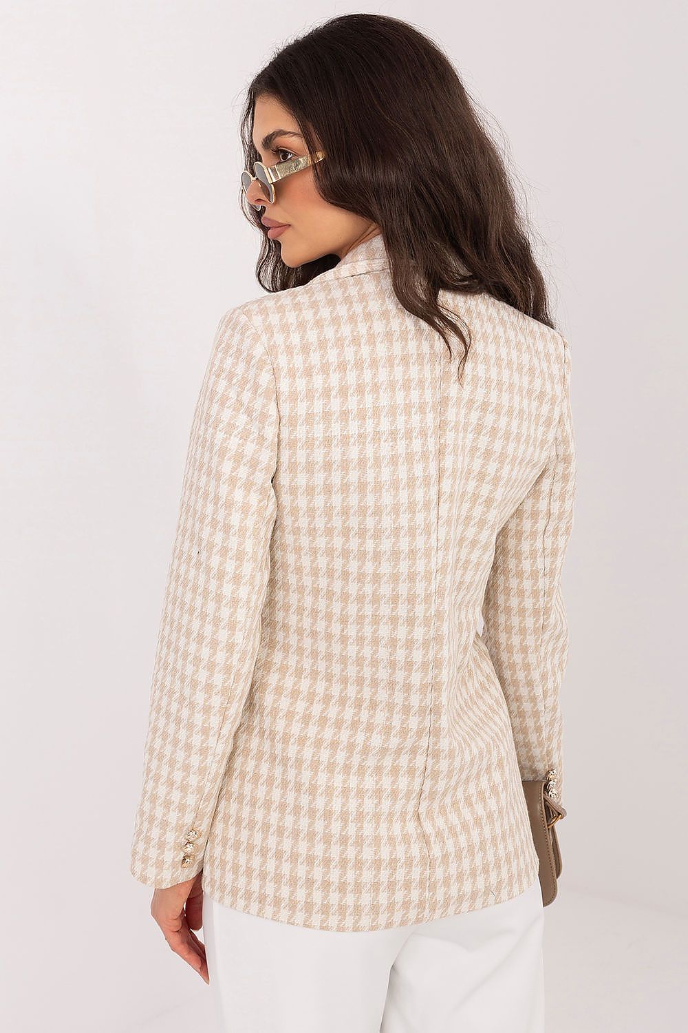  Яке model 226484 Italy Moda 