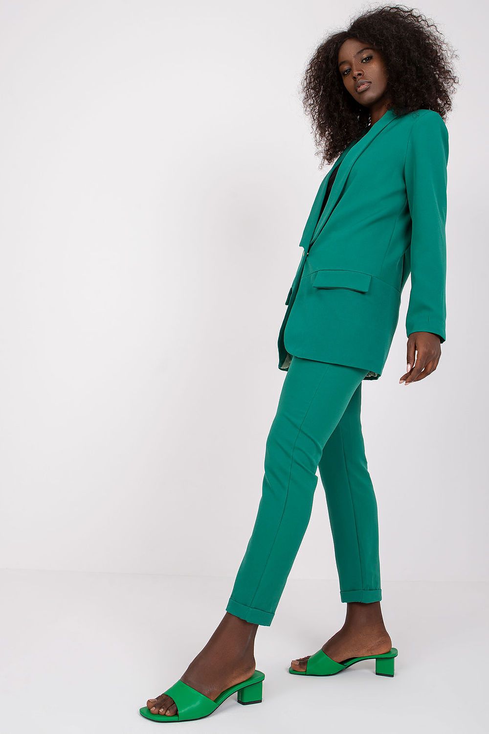  Яке model 162537 Italy Moda 