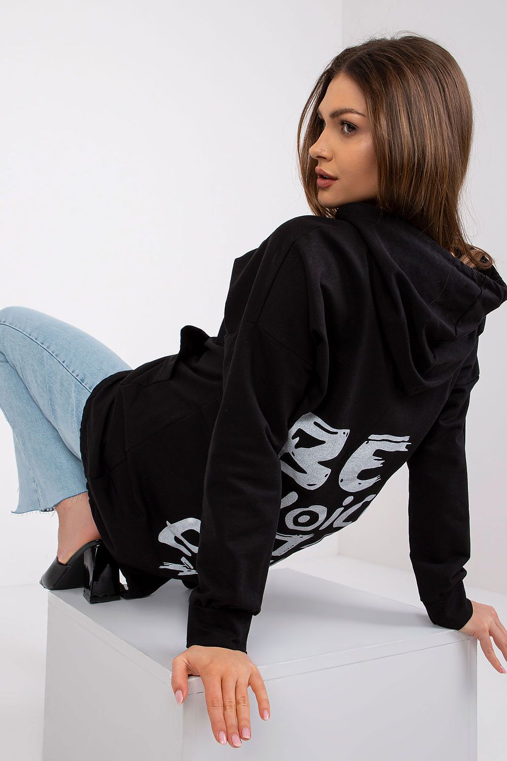  Суитшърт model 162562 Italy Moda 