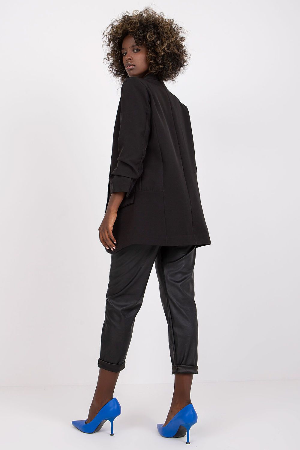  Яке model 164611 Italy Moda 