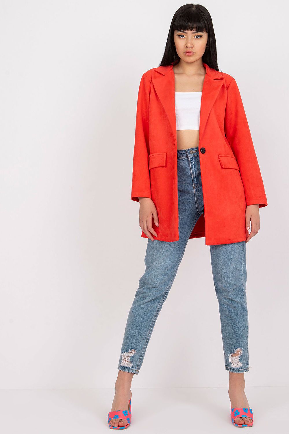 Яке model 165397 Italy Moda 