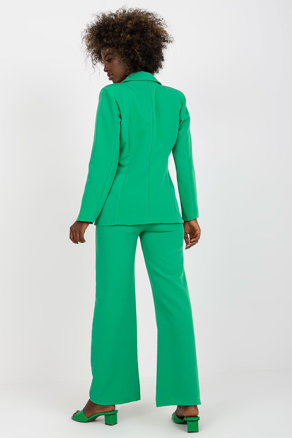  Яке model 166965 Italy Moda 
