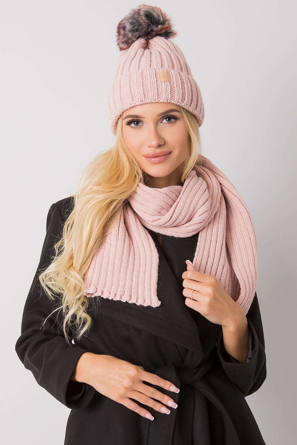  Задайте model 171799 Rue Paris 