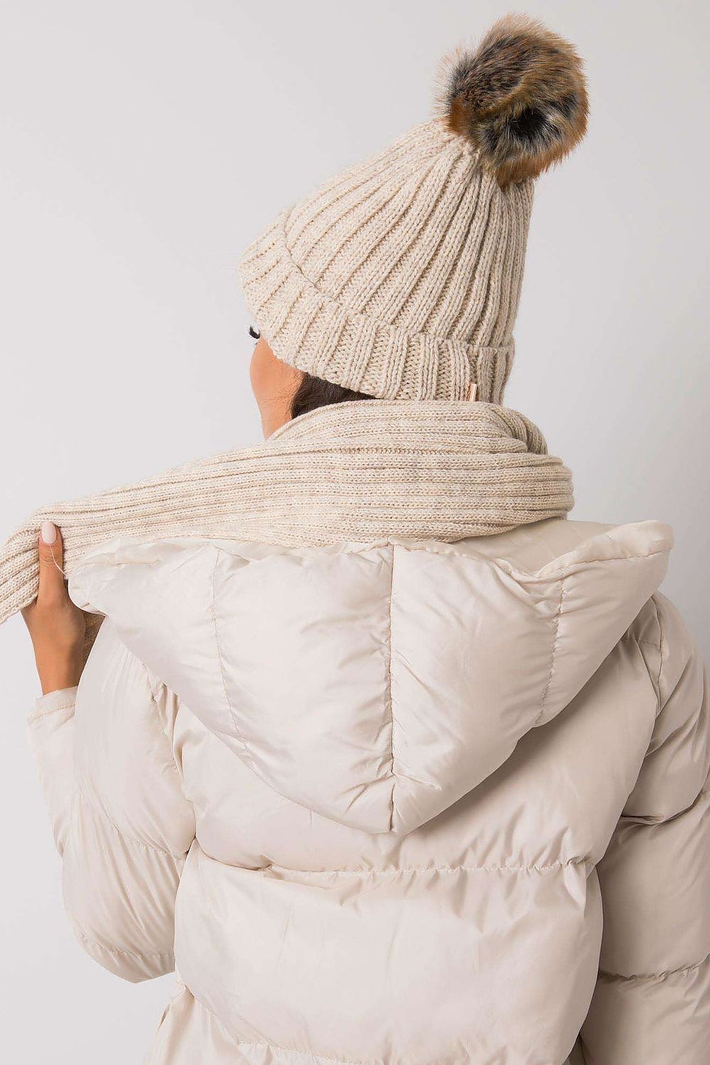  Задайте model 171800 Rue Paris 