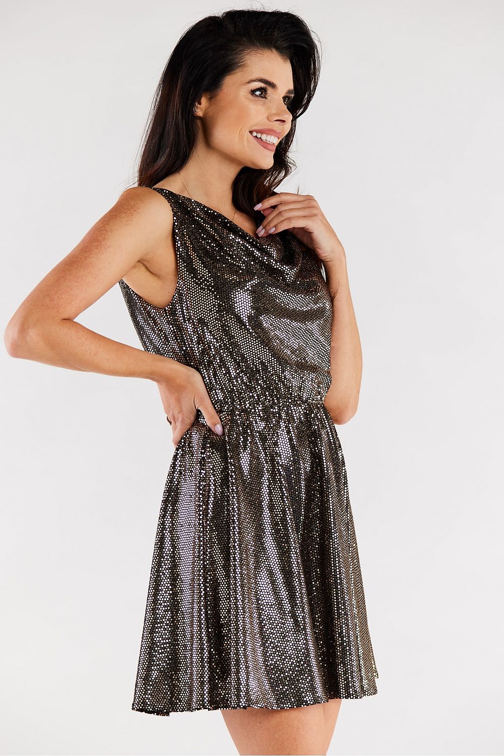  Вечерна рокля model 174329 awama 