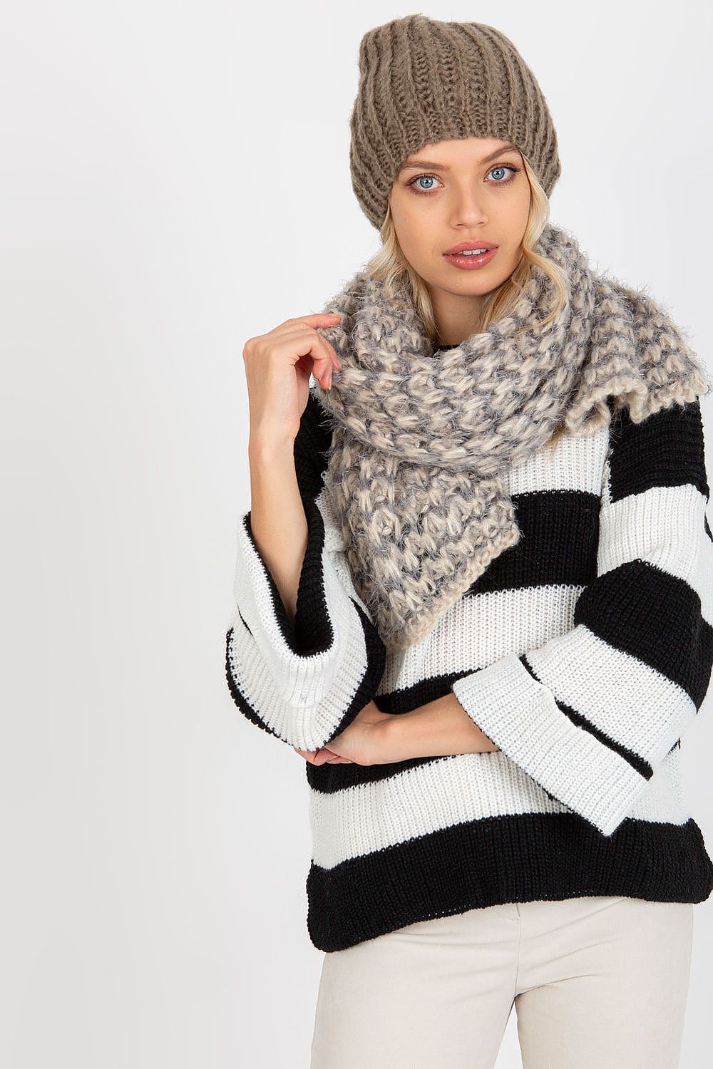  Шал model 174877 AT 